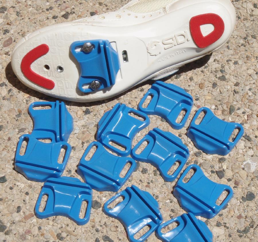 bicycle pedals and shoes