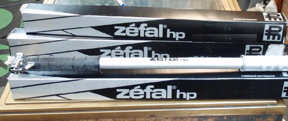 thumbnail interactive-video image 1 of Zefal HP Medium Frame Pump – Reliable Dual-Valve Bicycle Pump For Road And Mountain Bikes 1 of 6